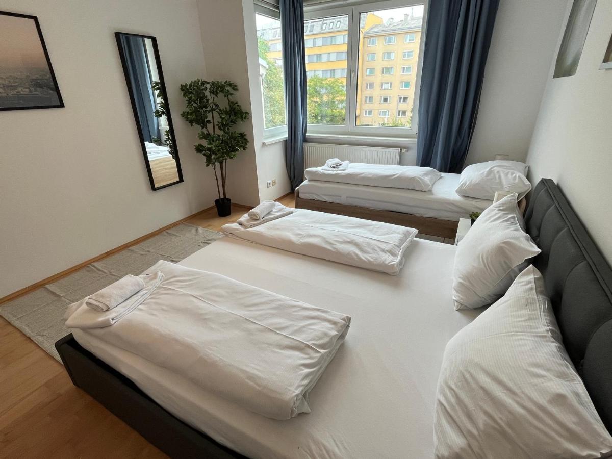 Cool Schonbrunn Apt 2Br Daire Viyana Dış mekan fotoğraf