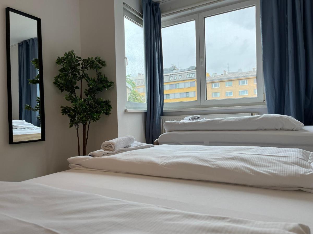 Cool Schonbrunn Apt 2Br Daire Viyana Dış mekan fotoğraf