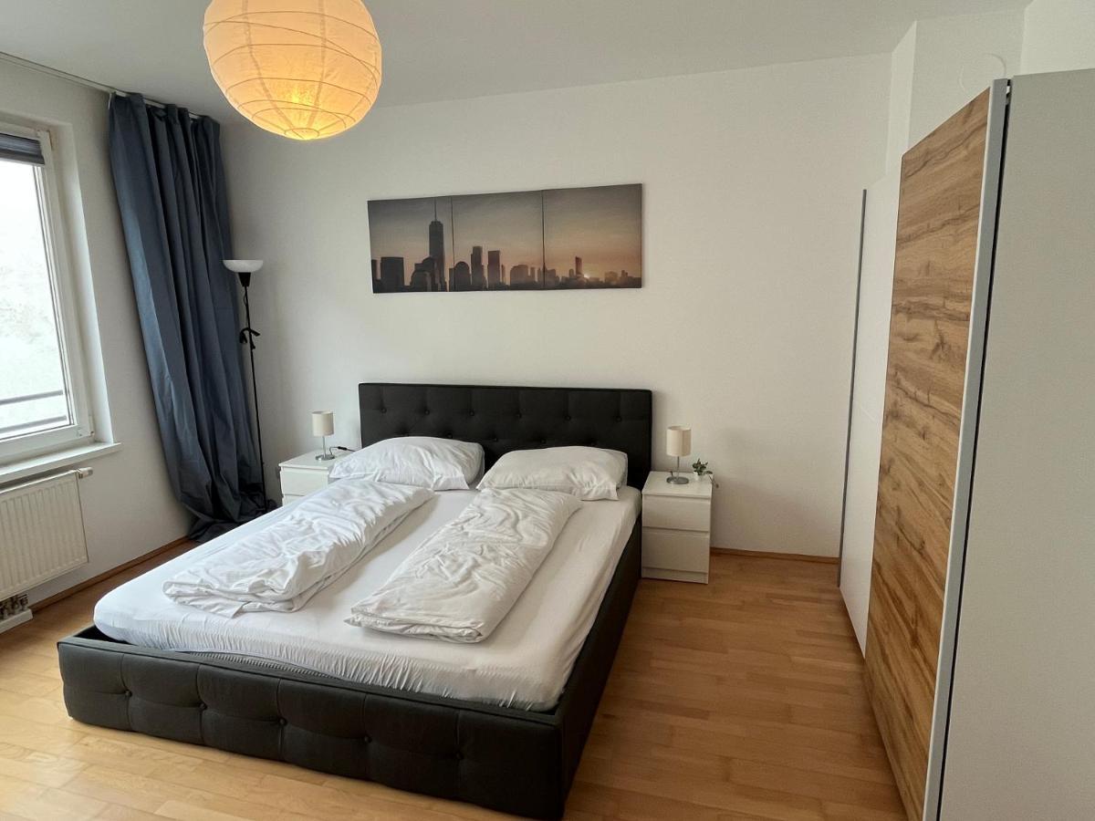 Cool Schonbrunn Apt 2Br Daire Viyana Dış mekan fotoğraf