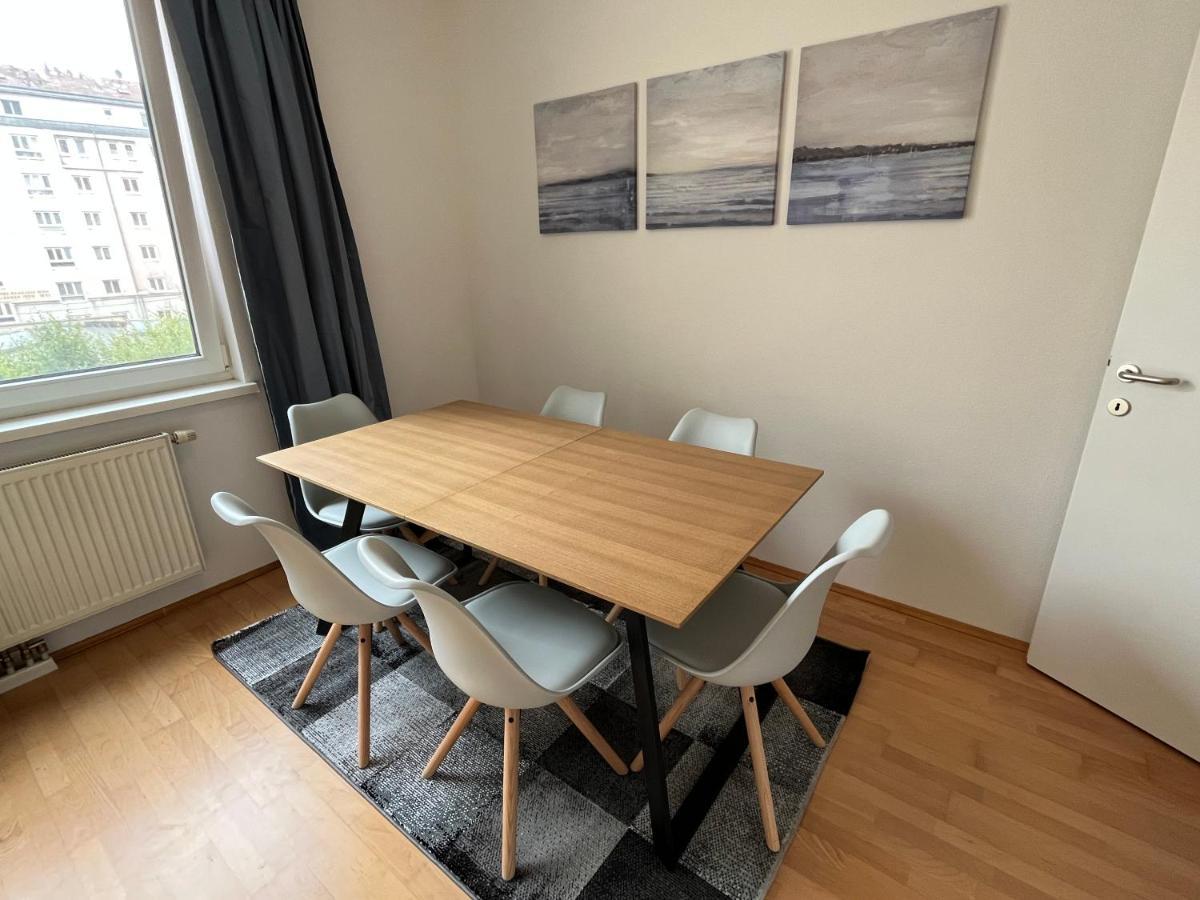 Cool Schonbrunn Apt 2Br Daire Viyana Dış mekan fotoğraf