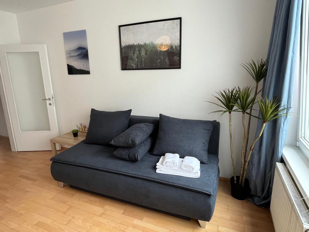 Cool Schonbrunn Apt 2Br Daire Viyana Dış mekan fotoğraf