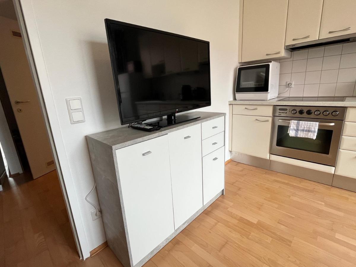Cool Schonbrunn Apt 2Br Daire Viyana Dış mekan fotoğraf